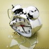 broken-alarm-clock-elevated-view-~-200517599-001.jpg