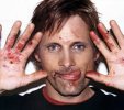 viggo_mortensen-red-wings.jpg