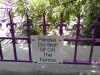 Funny Signs - Please Do Not Sit On Fence.jpg